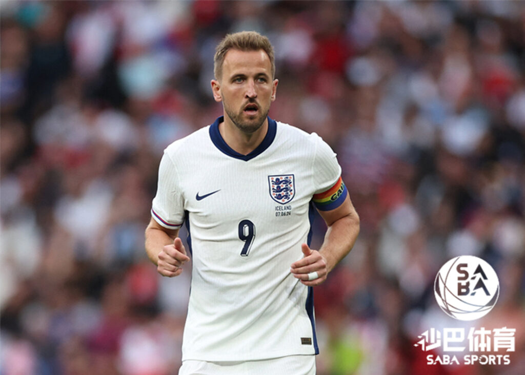 威廉王子欧洲杯赛前探望英格兰国家队