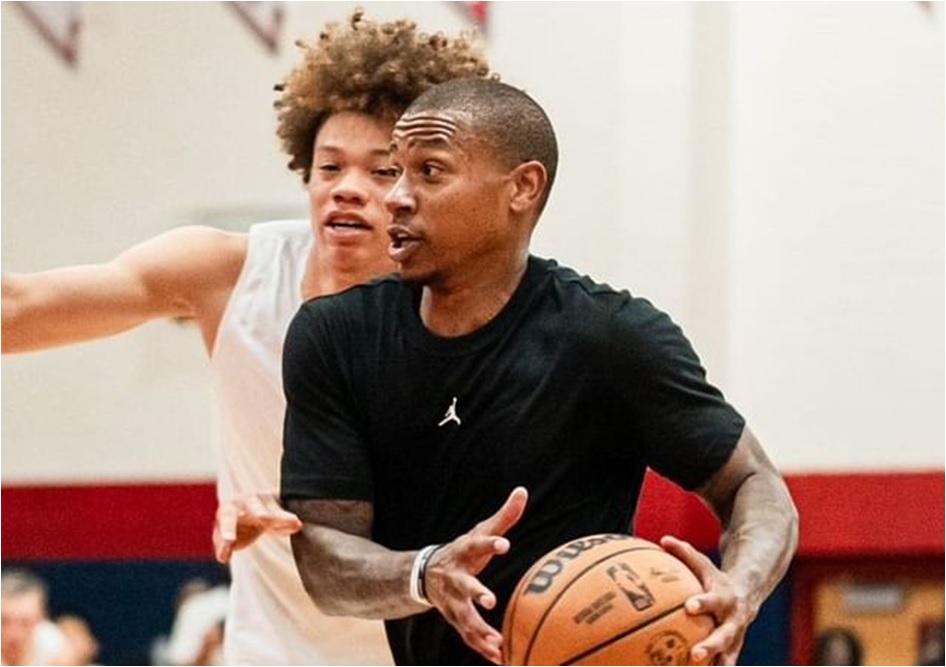 雄鹿试训小托马斯等多名NBA球员
