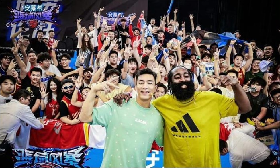 哈登中国行引球迷狂热