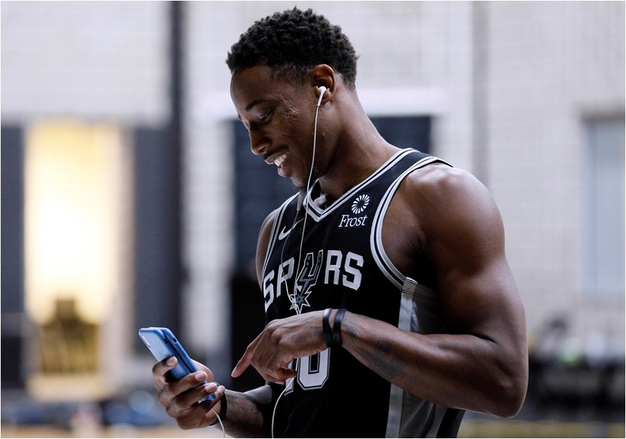 NBA更新手机使用规则