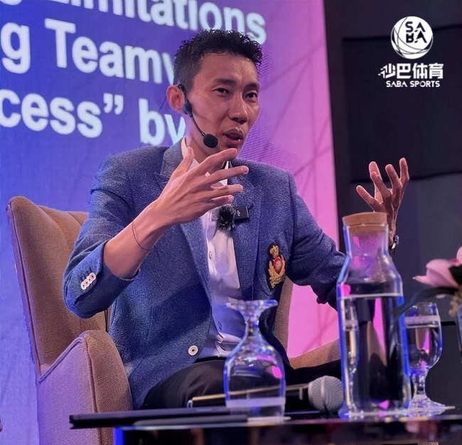 李宗伟签名球拍共卖出20万吉令