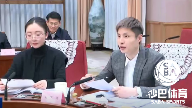 石宇奇现身新闻联播