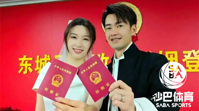王昶妻子在宁波开球馆